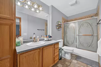 10205 Sharon Lane, Hebron, IL 60034 - Photo 12