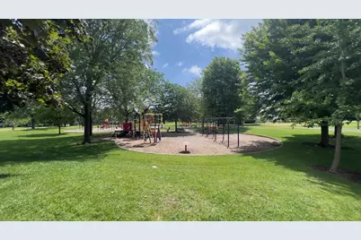 485 Harrison Court, Vernon Hills, IL 60061 - Photo 12