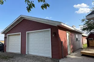 929 E US Hwy 24, Gilman, IL 60938 - Photo 4