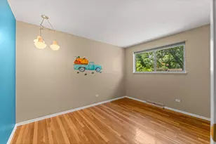 1916 E Yuma Ln, Mount Prospect, IL 60056 - Photo 14