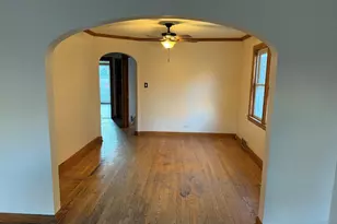 5038 N Mango Ave, Chicago, IL 60630 - Photo 10