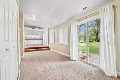 3433 Flossmoor Road, Homewood, IL 60430 - Photo 14
