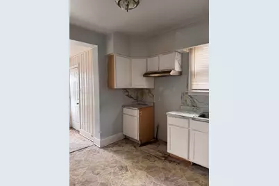 8529 S May Street, Chicago, IL 60620 - Photo 4
