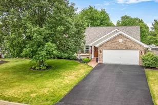 855 Bayfield Dr, Rockton, IL 61072 - Photo 2
