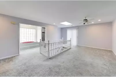 6040 N Niagara Avenue, Chicago, IL 60631 - Photo 14