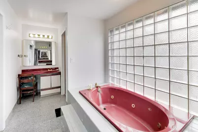 6040 N Niagara Avenue, Chicago, IL 60631 - Photo 12