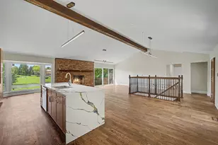 15 Turning Shore Dr, South Barrington, IL 60010 - Photo 8