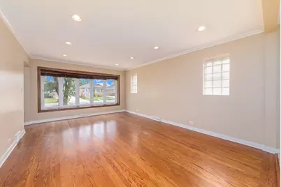 4536 N Opal Avenue, Norridge, IL 60706 - Photo 4