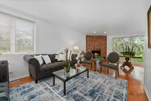 1111 S Waukegan Rd, Lake Forest, IL 60045 - Photo 4