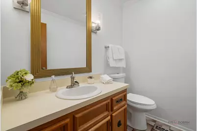 1111 S Waukegan Road #4, Lake Forest, IL 60045 - Photo 18