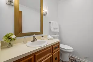 1111 S Waukegan Rd, Lake Forest, IL 60045 - Photo 18