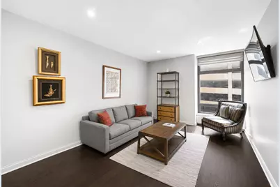 680 N Lake Shore Drive #519, Chicago, IL 60611 - Photo 6