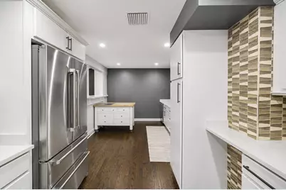680 N Lake Shore Drive #519, Chicago, IL 60611 - Photo 12
