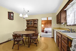325 Wintree Ln, New Lenox, IL 60451 - Photo 6