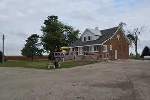10788 N 1000 E Rd, Chenoa, IL 61726 - Photo 2