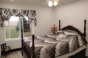 10788 N 1000 E Rd, Chenoa, IL 61726 - Photo 18