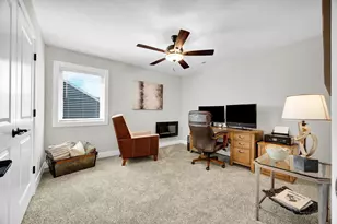 5105 Finlen Ln, Bloomington, IL 61705 - Photo 32