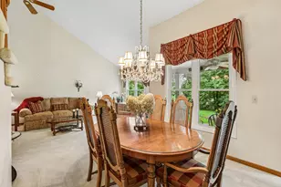 [Address not provided], Buffalo Grove, IL 60089 - Photo 6