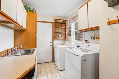 [Address not provided], Buffalo Grove, IL 60089 - Photo 12