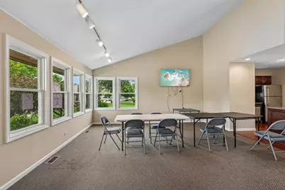 [Address not provided], Buffalo Grove, IL 60089 - Photo 42