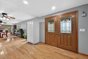 21 S Elmhurst Rd, Prospect Heights, IL 60070 - Photo 18
