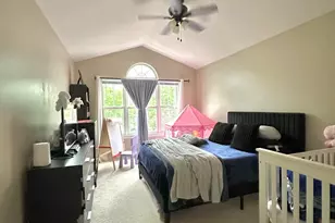 1346 Brunswick Ct, Elgin, IL 60120 - Photo 12
