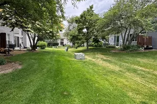 1346 Brunswick Ct, Elgin, IL 60120 - Photo 24