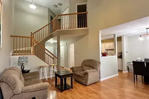 1346 Brunswick Ct, Elgin, IL 60120 - Photo 10