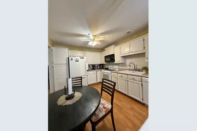 1346 Brunswick Court, Elgin, IL 60120 - Photo 8