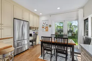 160 N Elmwood Ave, Oak Park, IL 60302 - Photo 16