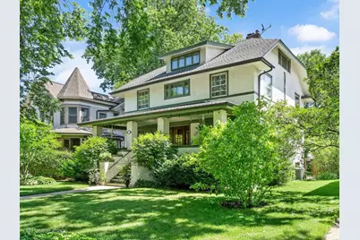 160 N Elmwood Avenue, Oak Park, IL 60302 - Photo 2