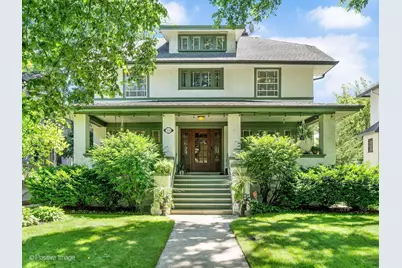 160 N Elmwood Avenue, Oak Park, IL 60302 - Photo 1