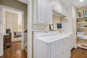 160 N Elmwood Ave, Oak Park, IL 60302 - Photo 18