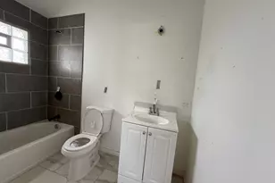 3307 Fountainbleau Dr, Hazel Crest, IL 60429 - Photo 6