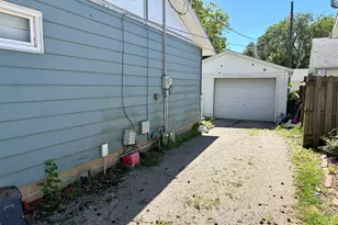 105 S Miller St, Clifton, IL 61727 - Photo 18