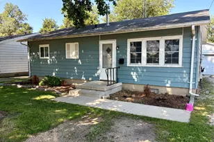 105 S Miller St, Clifton, IL 61727 - Photo 1
