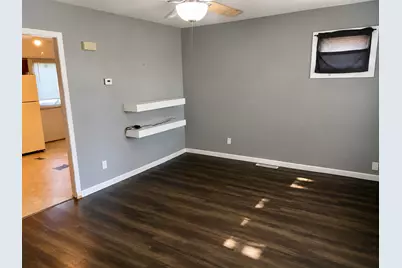 105 S Miller Street, Clifton, IL 61727 - Photo 2
