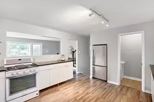 10112 S Kostner Ave, Oak Lawn, IL 60453 - Photo 8