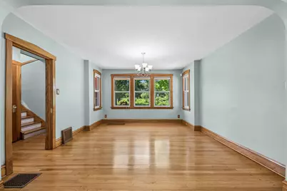 192 Waubansee Road, Riverside, IL 60546 - Photo 4