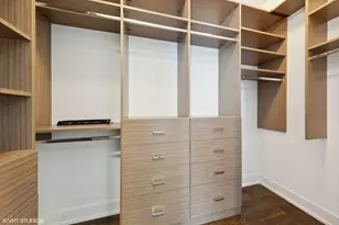 2341 N Drake Ave, Chicago, IL 60647 - Photo 16