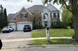 1281 N Shoreside Ct, Palatine, IL 60067 - Photo 2