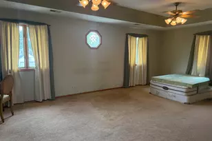 10439 S Albany Ave, Chicago, IL 60655 - Photo 10