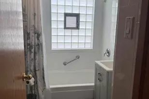 10439 S Albany Ave, Chicago, IL 60655 - Photo 6