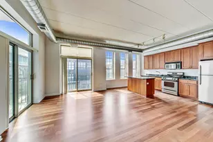 1919 S Michigan Ave, Chicago, IL 60616 - Photo 2