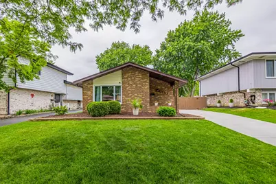 11938 S Tripp Avenue, Alsip, IL 60803 - Photo 2
