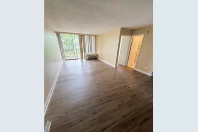 1043 S York Road #308, Bensenville, IL 60106 - Photo 2
