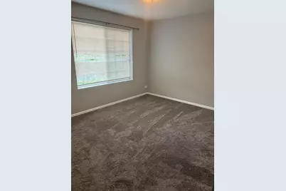 59 S Treehouse Lane S #59, Round Lake, IL 60073 - Photo 6