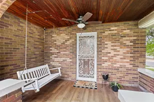 801 Bazore St, Streator, IL 61364 - Photo 4