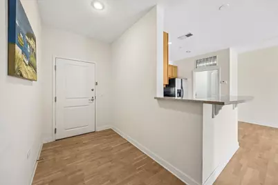 1124 Lake Street #503, Oak Park, IL 60301 - Photo 4