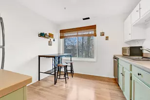 6267 Trinity Dr, Lisle, IL 60532 - Photo 10